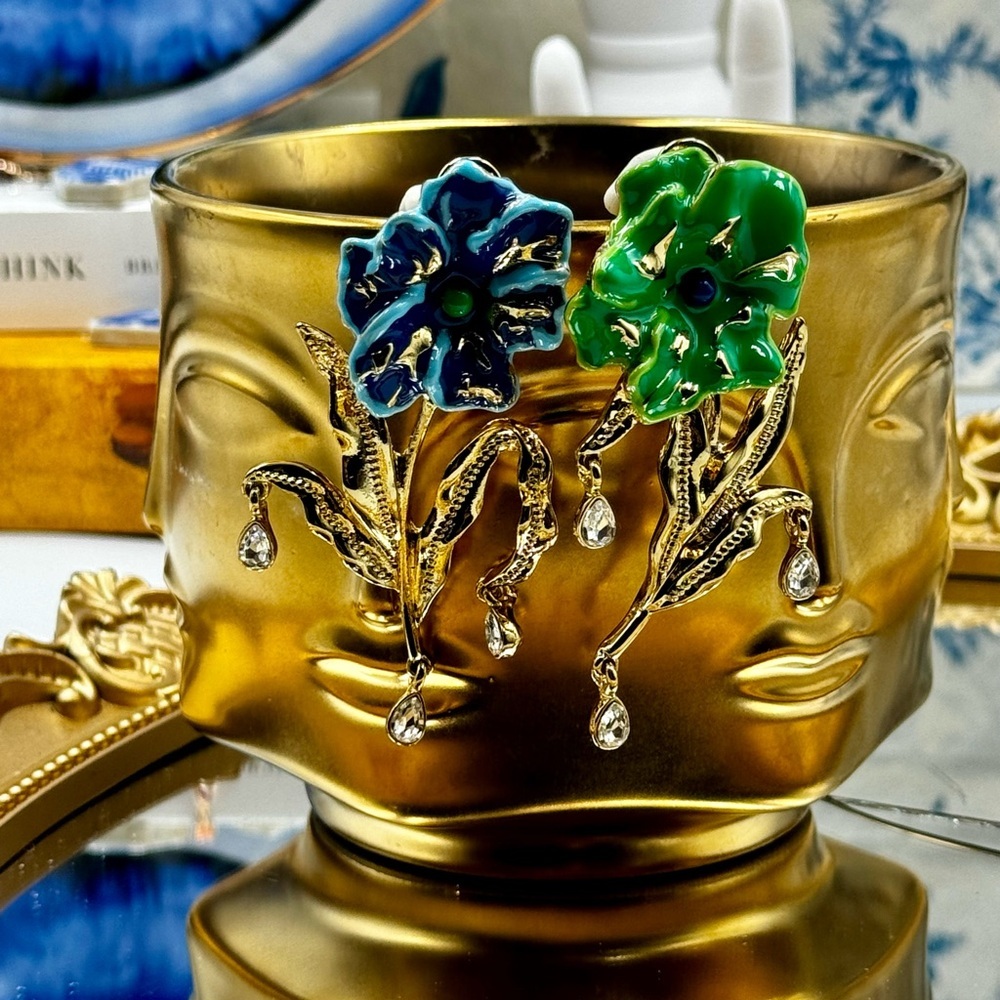 🆕  SCHIAPARELLI for V&A Museum 🧿 NWOT Colourful Pansy & Teardrop Earrings